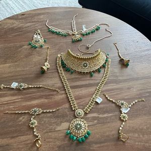 NWB - Green Indian Bridal Jewelry Set